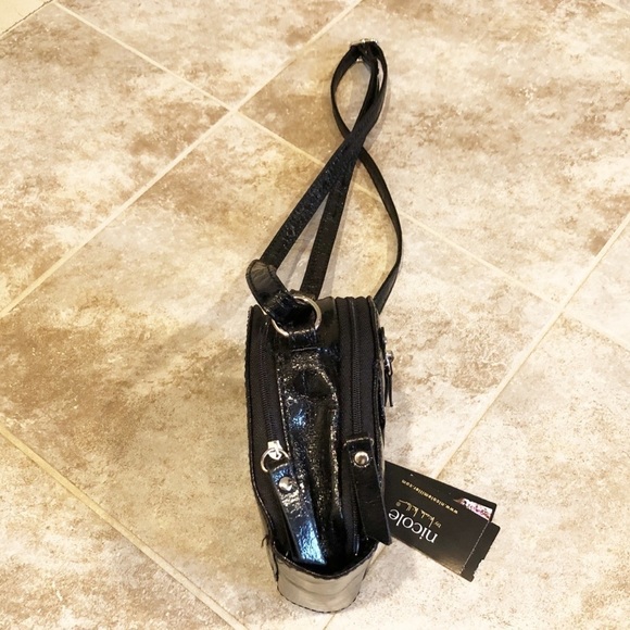 🆕 Nicole Miller black crossbody mini … - Picture 4 of 9